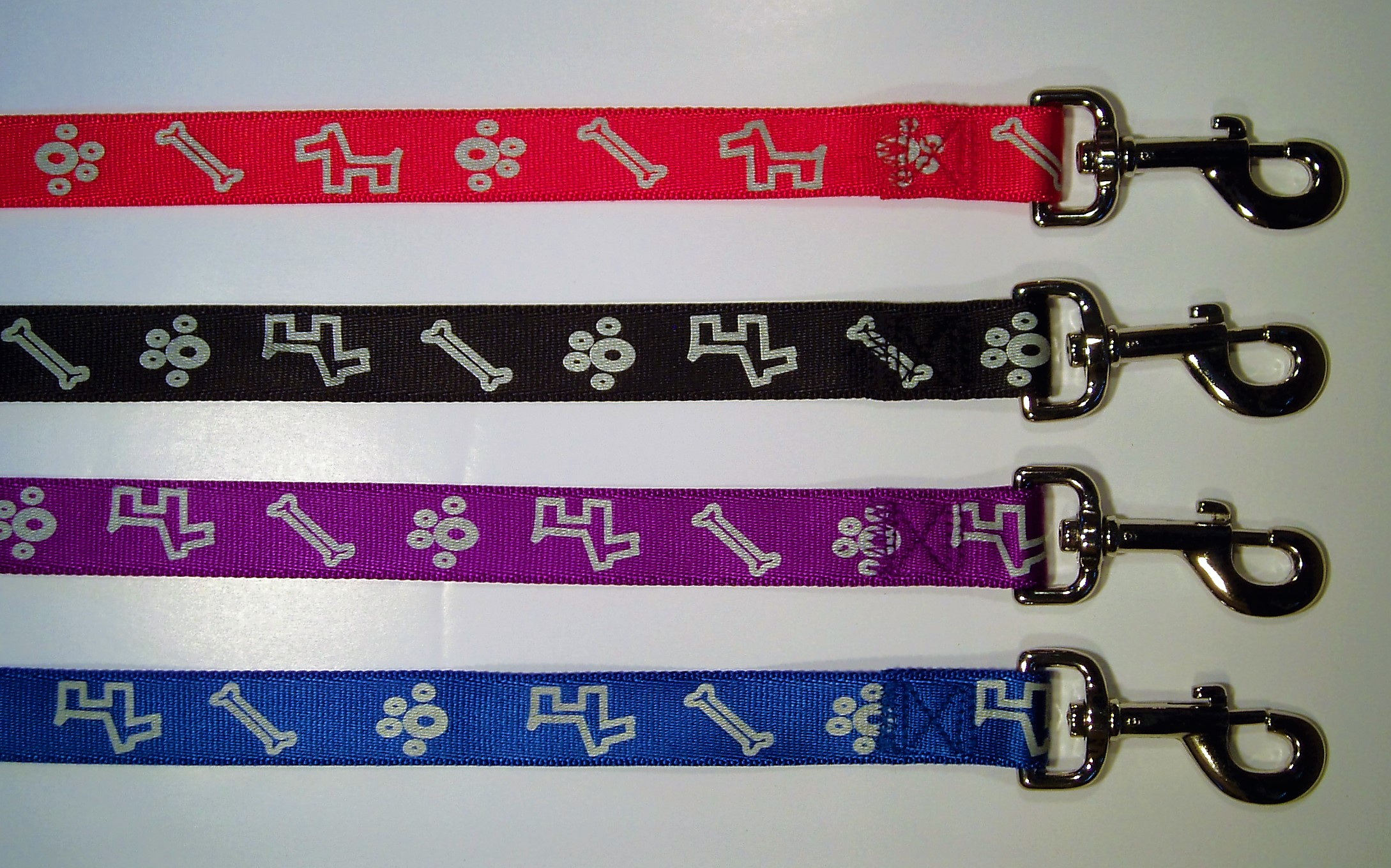 Reflective Lead 122cm - Dog/Bone Pattern